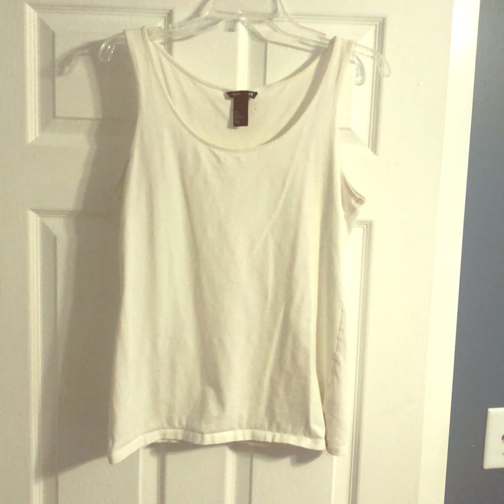 White basic tank